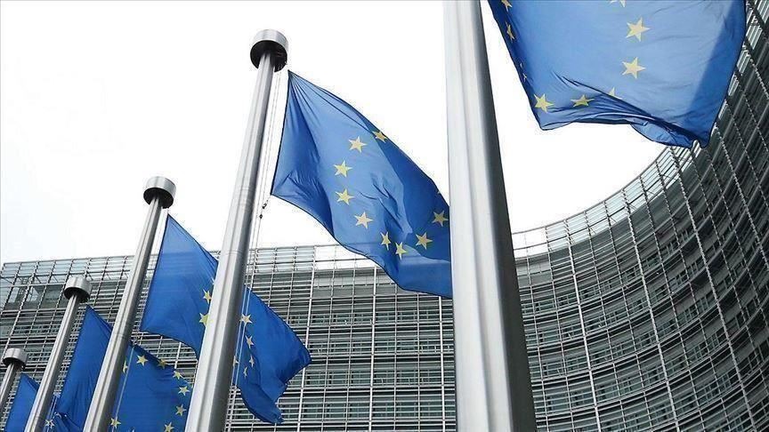 الاتحاد الأوروبي يمدد عقوباته على سوريا لعام إضافي